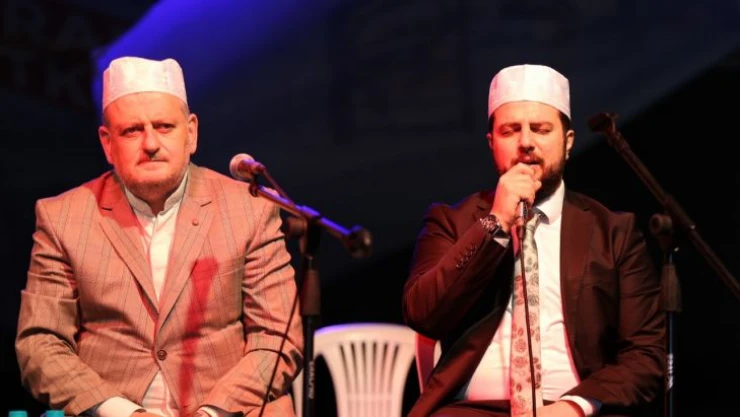 Kadir Gecesi'nde binlerce Küçükçekmeceli aynı sofrada buluştu