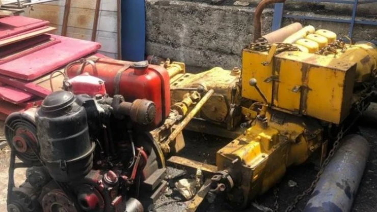 Kamyon ve sondaj makinesi çalan hırsızlar yakalandı