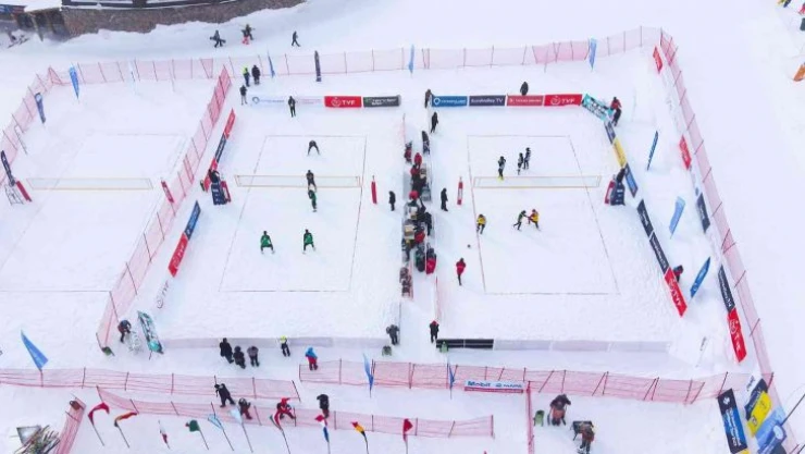 Kar Voleybolu Avrupa Kupası heyecanı Erciyes'te başladı