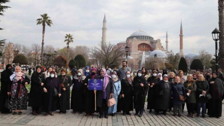 Kartal Belediyesi'nin düzenlediği 'Ramazan Ayı İnanç Turları' başladı
