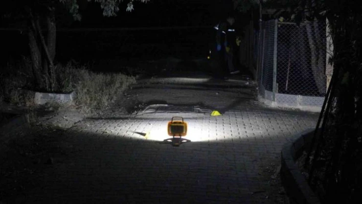 Kilis'te komşular arasında silah ve bıçaklı kavga: 2 yaralı