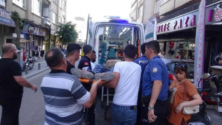 Kilis'te metruk evin duvarı yıkıldı: 1 ölü