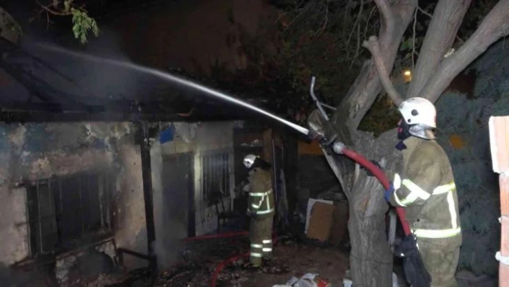 Kırıkkale'de müstakil evde yangın paniği
