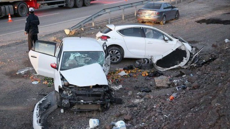 Kırıkkale'de trafik kazası: 8 yaralı
