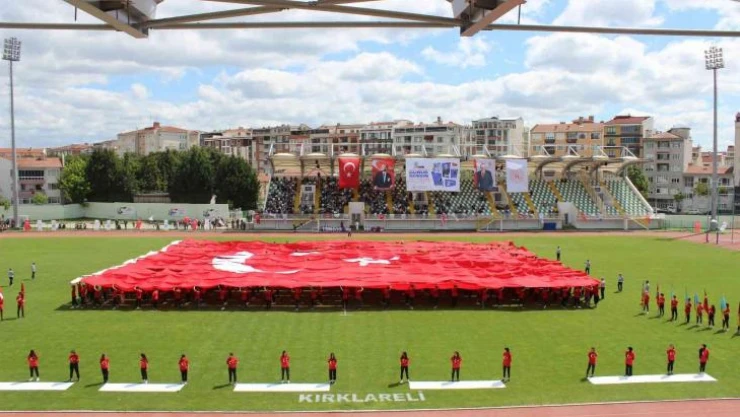 Kırklareli'de 19 Mayıs coşkuyla kutlandı