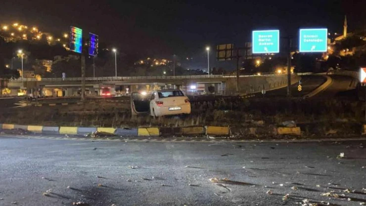 Kontolden çıkan otomobil refüje çıktı: 1 yaralı