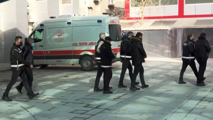 Konya'da tefeci çetesine operasyon: 5 tutuklama