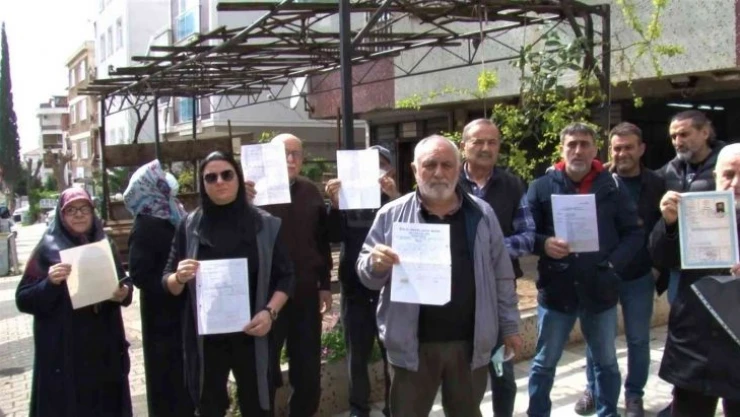 Maltepe'de müteahhidin 'satılık ev oyunu': 30 yıllık evlerinden oldular
