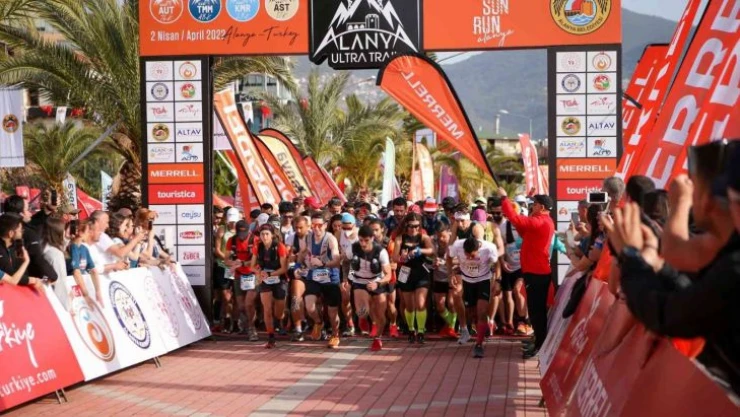 Merrell Alanya Ultra Trail 2022'de ilk birinciler belli oldu