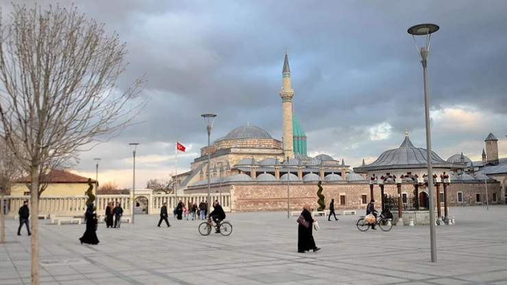 Mevlana Müzesi ziyaretçi rekoru kırdı