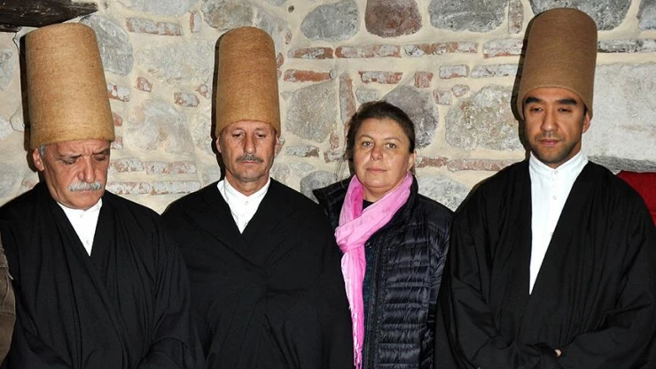 Mevlana'yı Eskişehir'de torunu anlatıyor