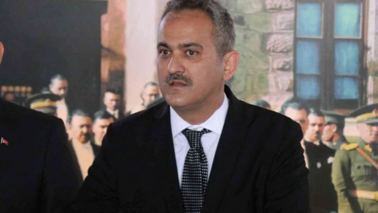 Milli Eğitim Bakanı Mahmut Özer, il değerlendirme toplantısına katıldı