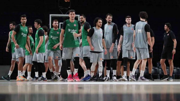 Milliler, Büyük Britanya maçına hazır