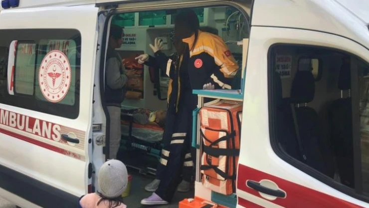 Motosikletlinin çarpıp kaçtığı çocuk yaralandı