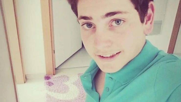 Motosikletten düşen genç hayatını kaybetti