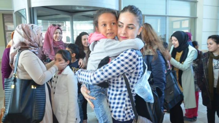 Üniversite öğrencileri Roman çocuklara rol model oldu