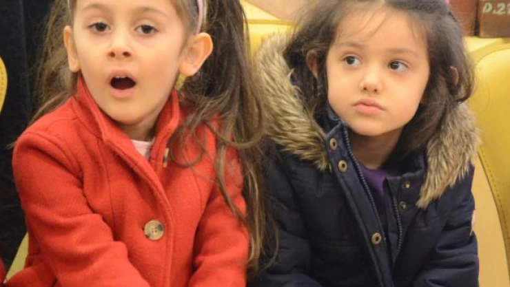 Anaokulu öğrencilerinden kütüphaneye ziyaret