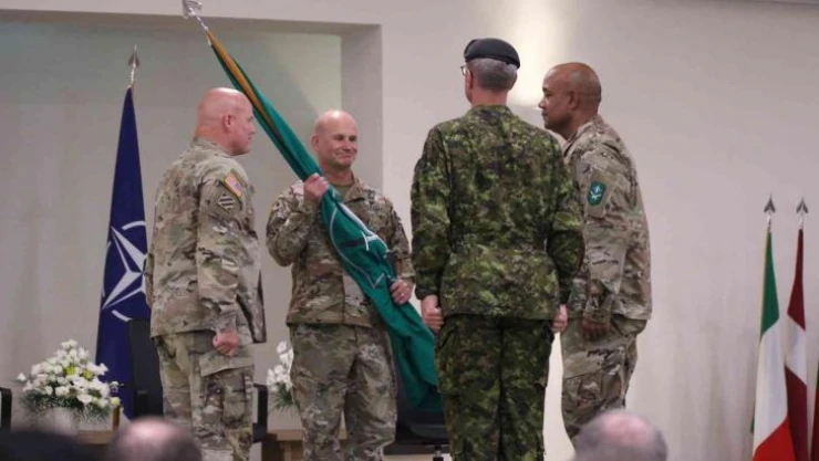 NATO Müttefik Kara Komutanlığında görev devir teslim töreni