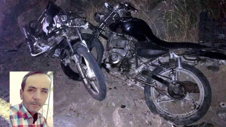 Ölümüne tesadüf...Akrabalar motosikletle çarpıştı: 1 ölü