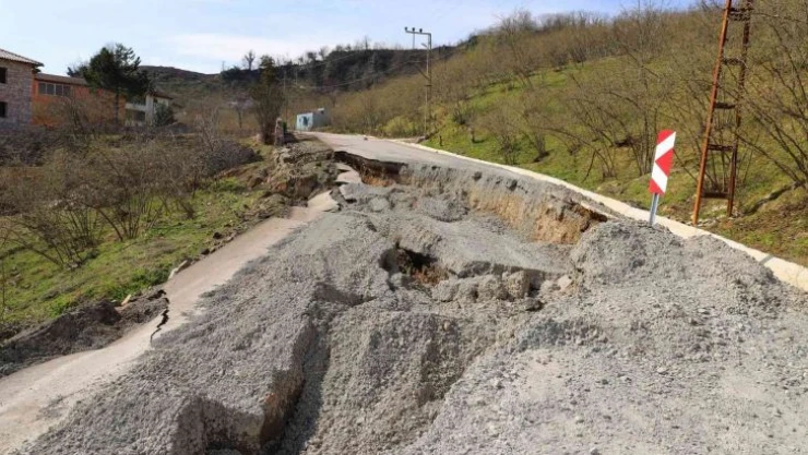 Ordu'da 256 yol ağında heyelan meydana geldi