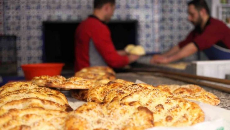 Osmanlıdan günümüze meşe odununda pişirilen lezzet: pide