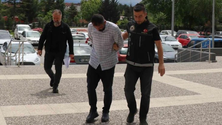 Otobüste uyuşturucuyla yakalanan şüpheli adliyeye sevk edildi