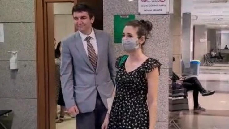 Pelin Batu tek celsede boşandı
