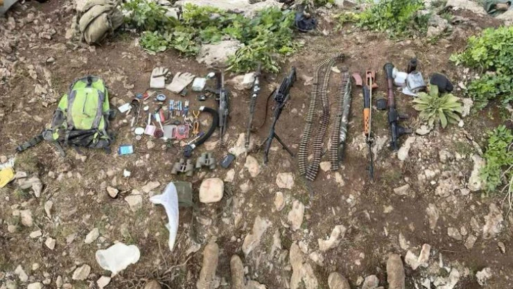 Pençe-Kilit Operasyonu'nda çok sayıda silah ve mühimmat ele geçirildi