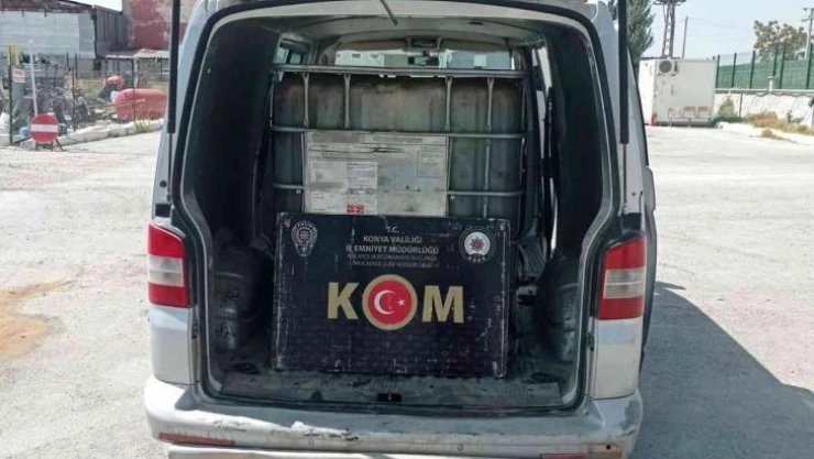 Polisin durdurduğu araçtan kaçak akaryakıt çıktı