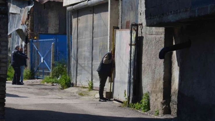 Polisten kaçan hükümlü, evinin etrafı sarılarak yakalandı