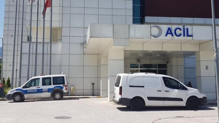 Sakarya'da tapu dairesinde ikisi kadın toplam 3 memur darp edildi