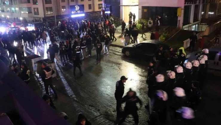Şampiyonluk kutlamalarında gergin anlar