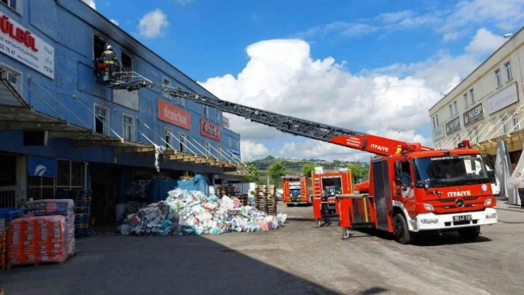 Samsun Gıda Borsası'nda aynı yerde 4 gün sonra yine yangın çıktı