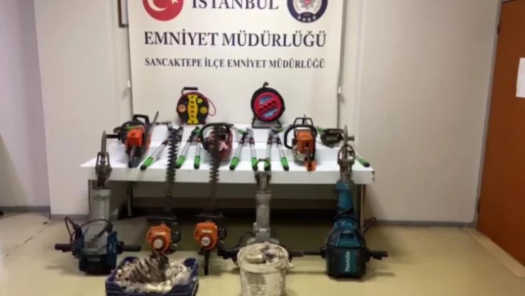 Sancaktepe'de iş yerlerinden 220 bin TL'lik hırdavat çalan şahıslar yakalandı