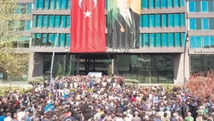 Seçimler sonrasında işten çıkarmalar başladı