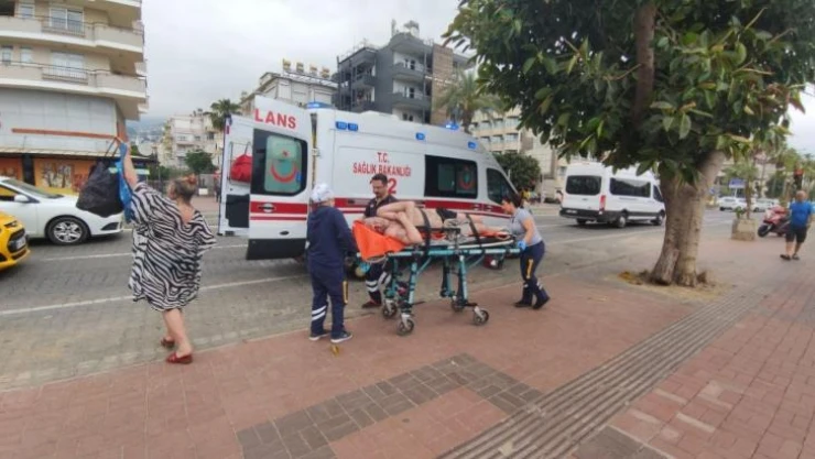 Serinlemek için denize giren turist boğulma tehlikesi yaşadı