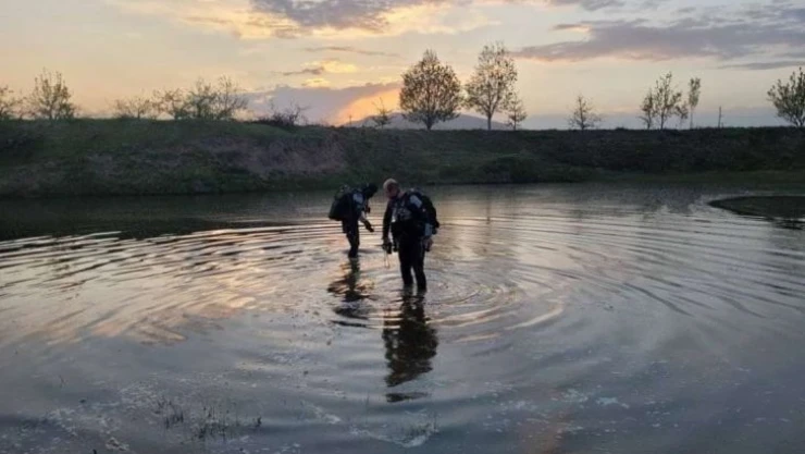 Serinlemek için sulama kanalına giren genç boğuldu