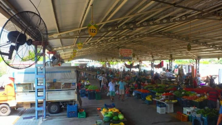 Sıcaktan bunalan vatandaşa serinleme noktası