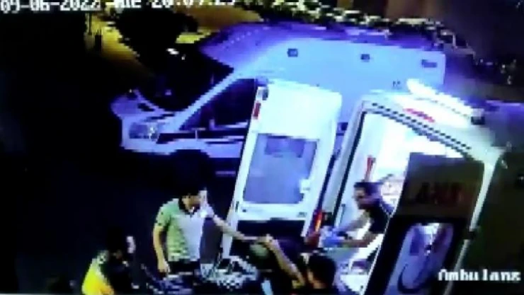 Silahlı saldırıda yaralanan MHP'li meclis üyesi hastaneye böyle getirildi