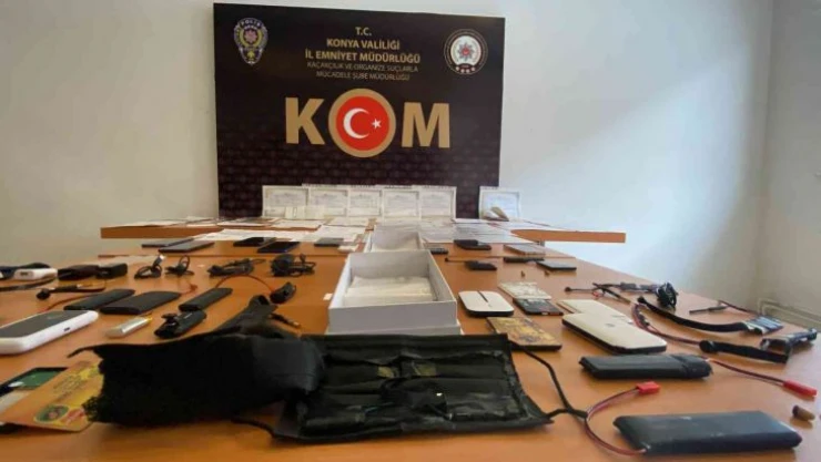 Sınavlara joker aday veya kopya düzeneği hazırlayan suç çetesi çökertildi