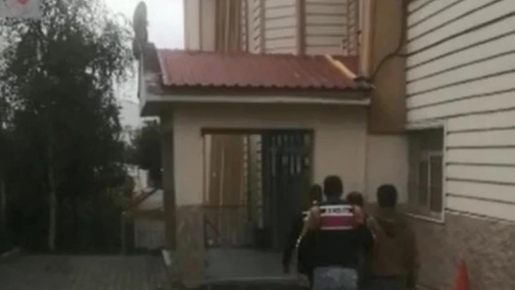 Sosyal medyada terör propagandası yapan 2 zanlı yakalandı