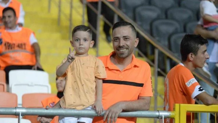 Spor Toto 1. Lig: Adanaspor: 1 - Altay: 1 (Maç devam ediyor)