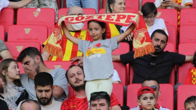 Spor Toto Süper Lig: Göztepe: 0 - Beşiktaş: 0 (Maç devam ediyor)