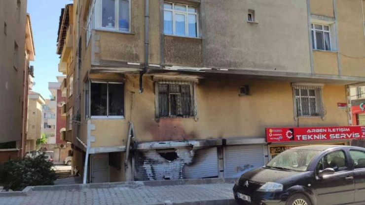 Sultangazi'de çocukların yaktığı ateş paniğe neden oldu