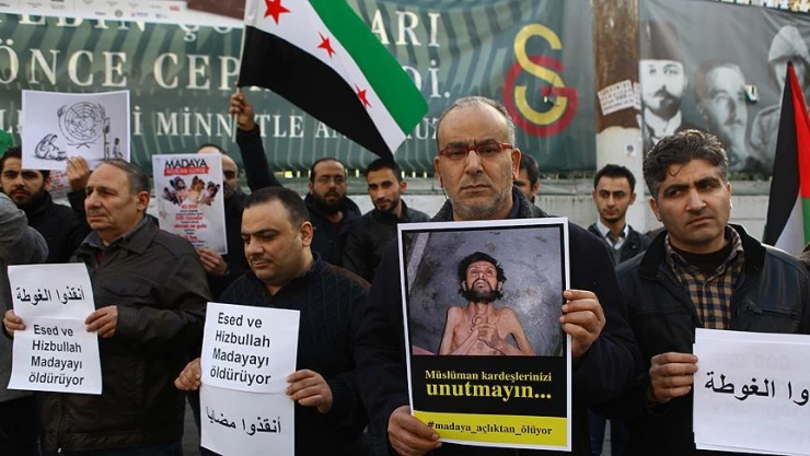 Suriye Dernekler Platformu üyelerinden 'Madaya' eylemi