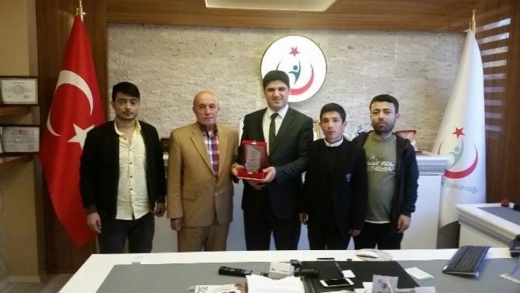 Talasemi  Hastaları  Genel  Sekreteri  Ziyaret  Etti