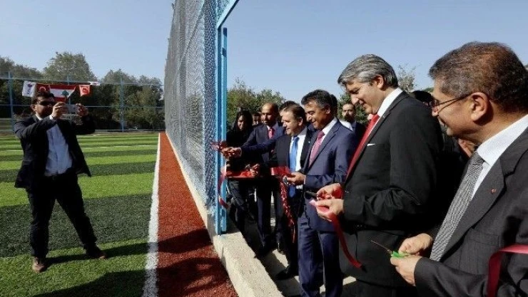 Tika  Lübnan'da  Türkmenleri  Unutmuyor
