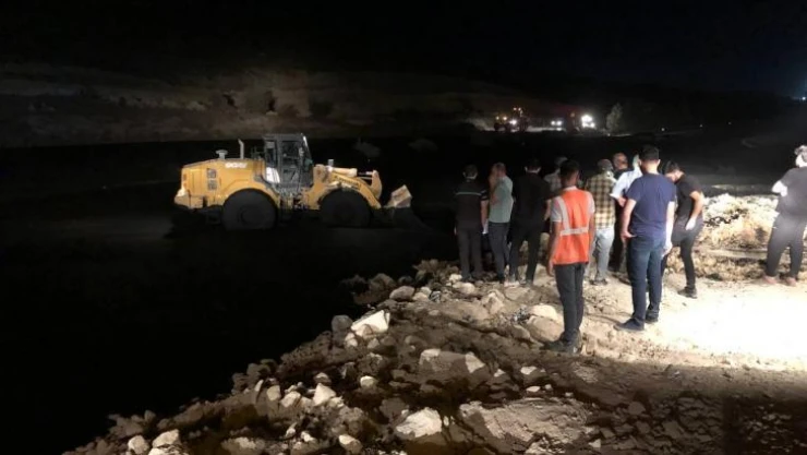 TAG Otoyolu'nda atık temizleme çalışmaları yoğunlaştırıldı