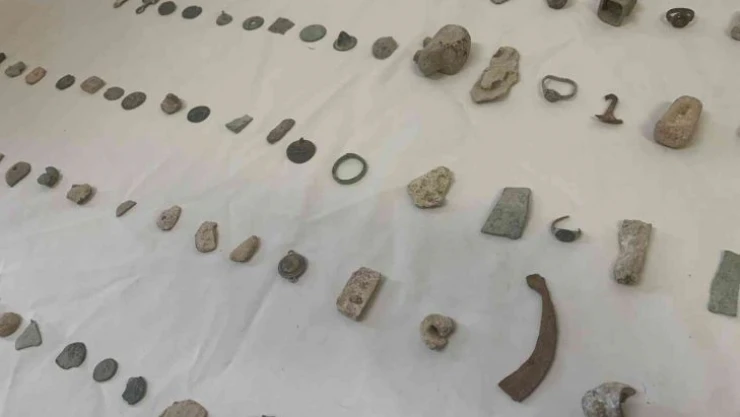 Tarihi eserleri sosyal medyadan satmak isterken yakalandılar