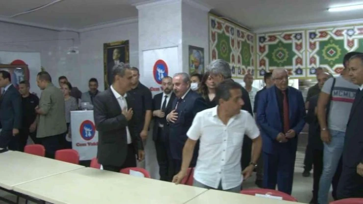 TBMM Başkanı Şentop: 'Mezhep çatışmaları ve etnik farklılıklar üzerinden güç devşirmeye çalışanlar Türkiye'nin hala eski Türkiye olduğunu zannediyorlar'